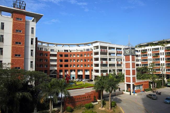 深圳市龍崗區黃閣翠苑幼兒園